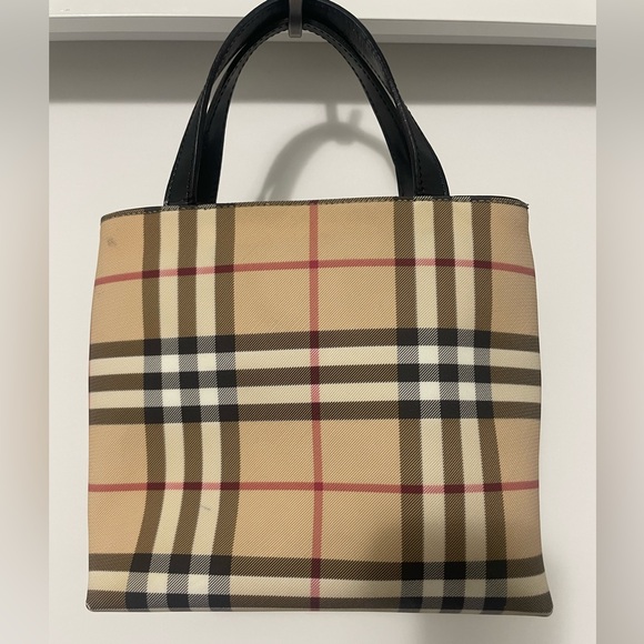 Authentic BURBERRY nova check small tote made in italy - Picture 14 of 16